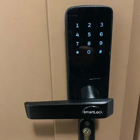 公寓 Livingroom 4a Self Check-in 24h